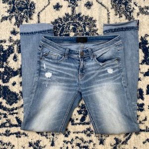 BKE Buckle Black women’s straight leg Jeans, size 28